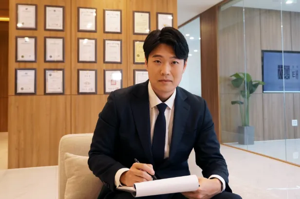 이혼소송 시 배우자 유책 입증 필수…객관적 증거 확보가 관건