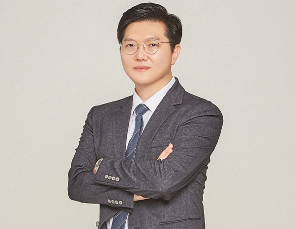 불륜 이혼소송, 6개월 제척기간과 상간자 위자료 청구 대응법